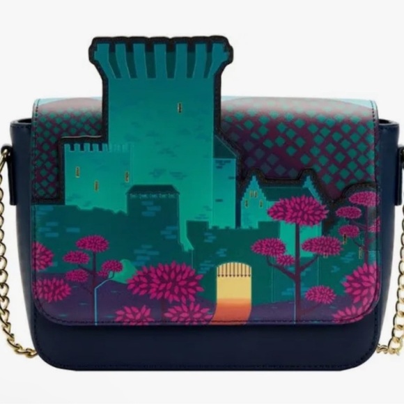 LOUNGEFLY BRAVE PRINCESS CASTLE bag. Chain strap detail!! New tags!!!! - Picture 4 of 10